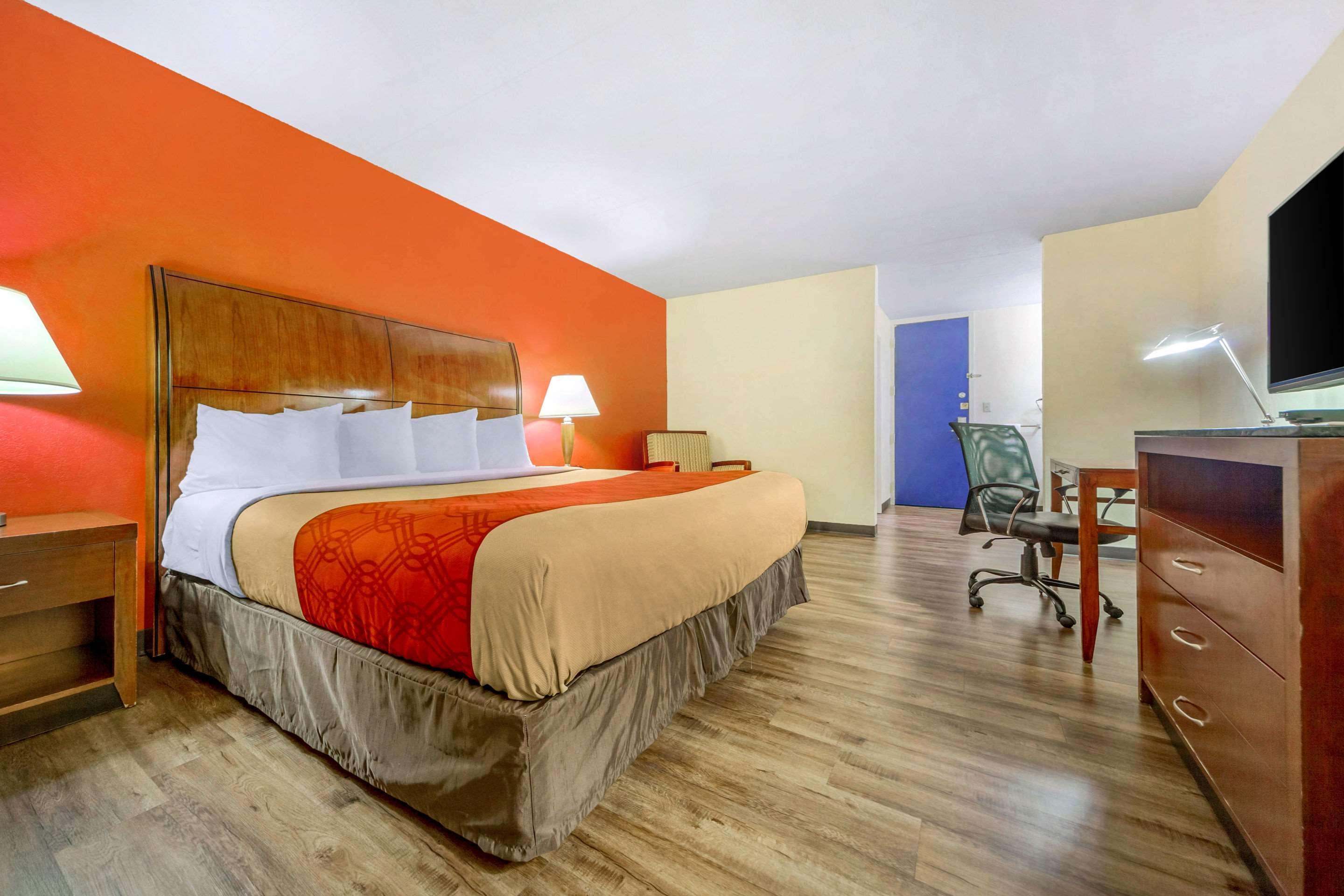 Econo Lodge Inn & Suites Brookings Exterior foto